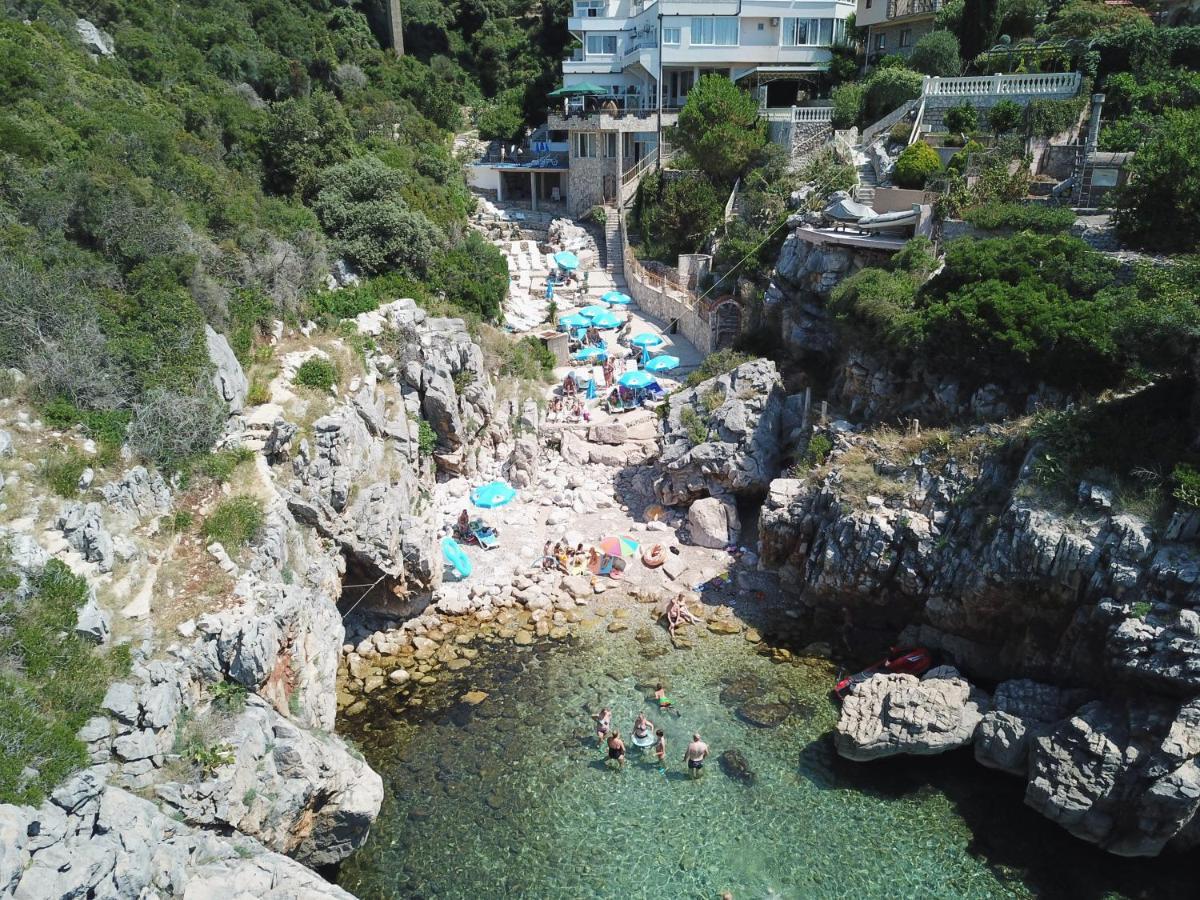 Novalic Hotel Dobra Voda Exteriér fotografie