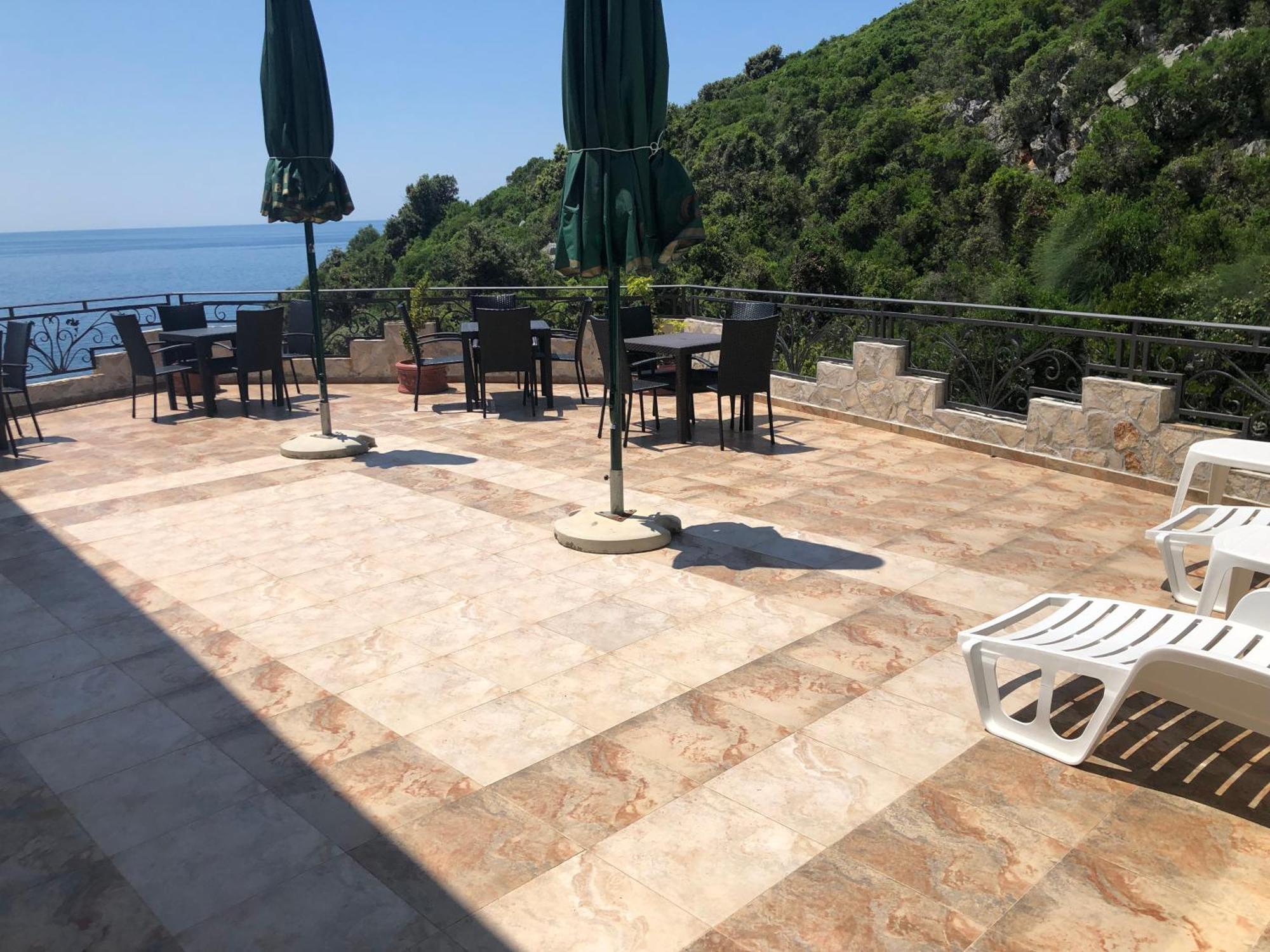 Novalic Hotel Dobra Voda Exteriér fotografie