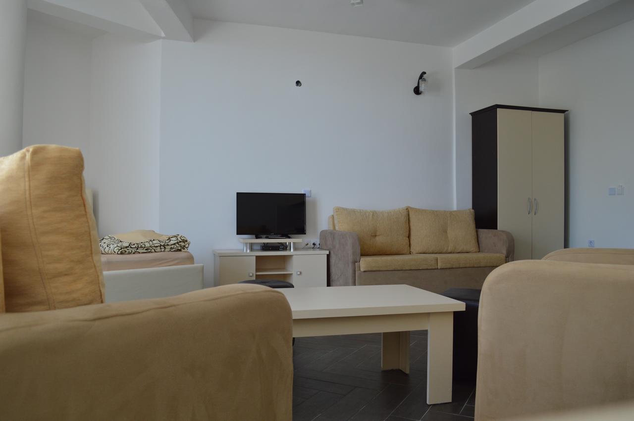 Novalic Hotel Dobra Voda Exteriér fotografie